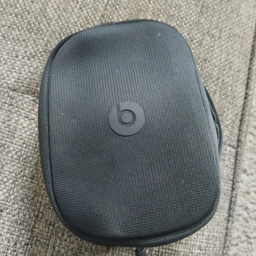 Beats Carrying Case, Black